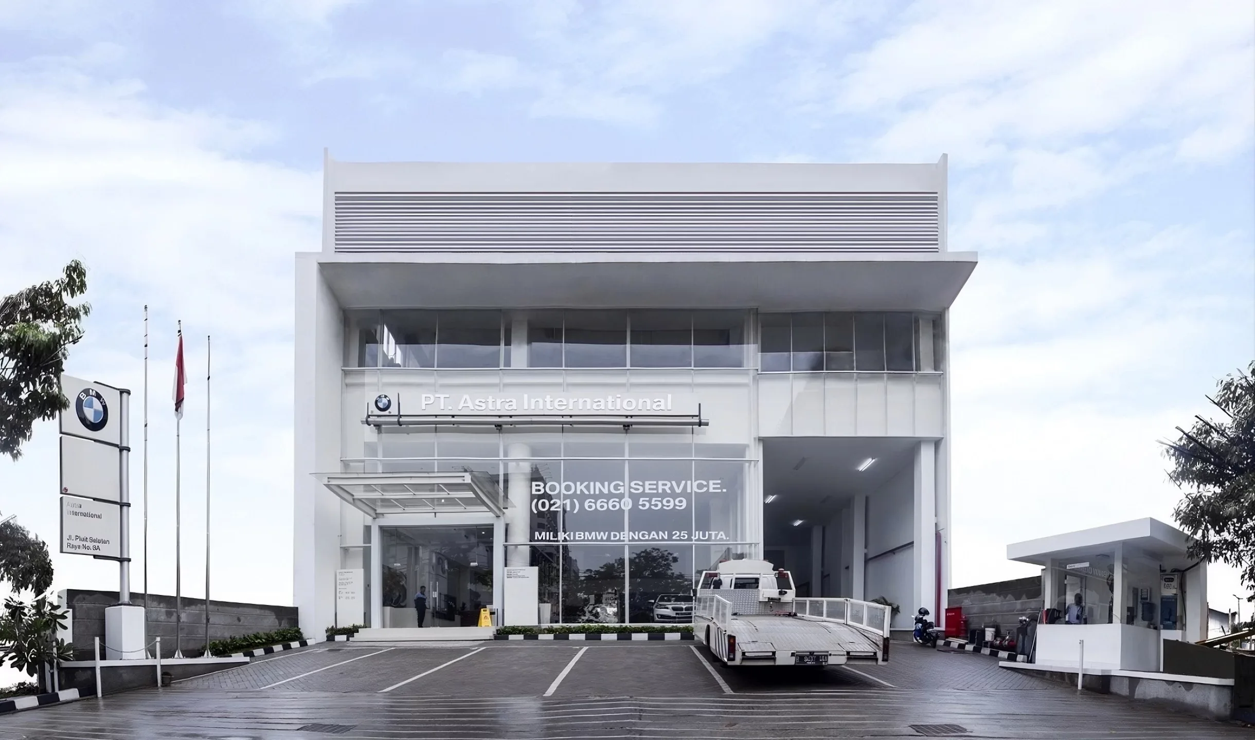 Gedung Gedung BMW Indonesia Commercial Center