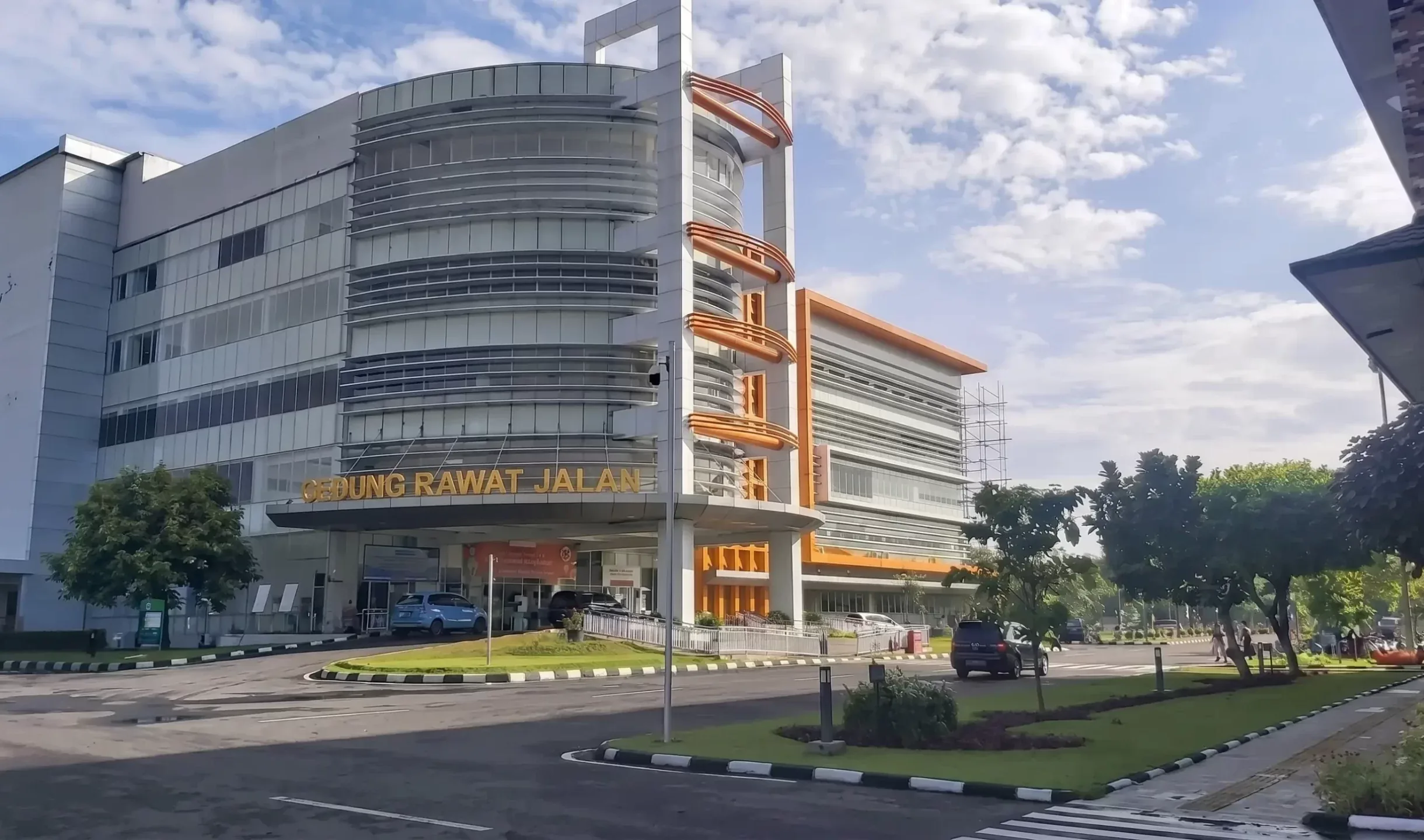 Gedung RSO Prof. Dr. R. Soeharso Solo
