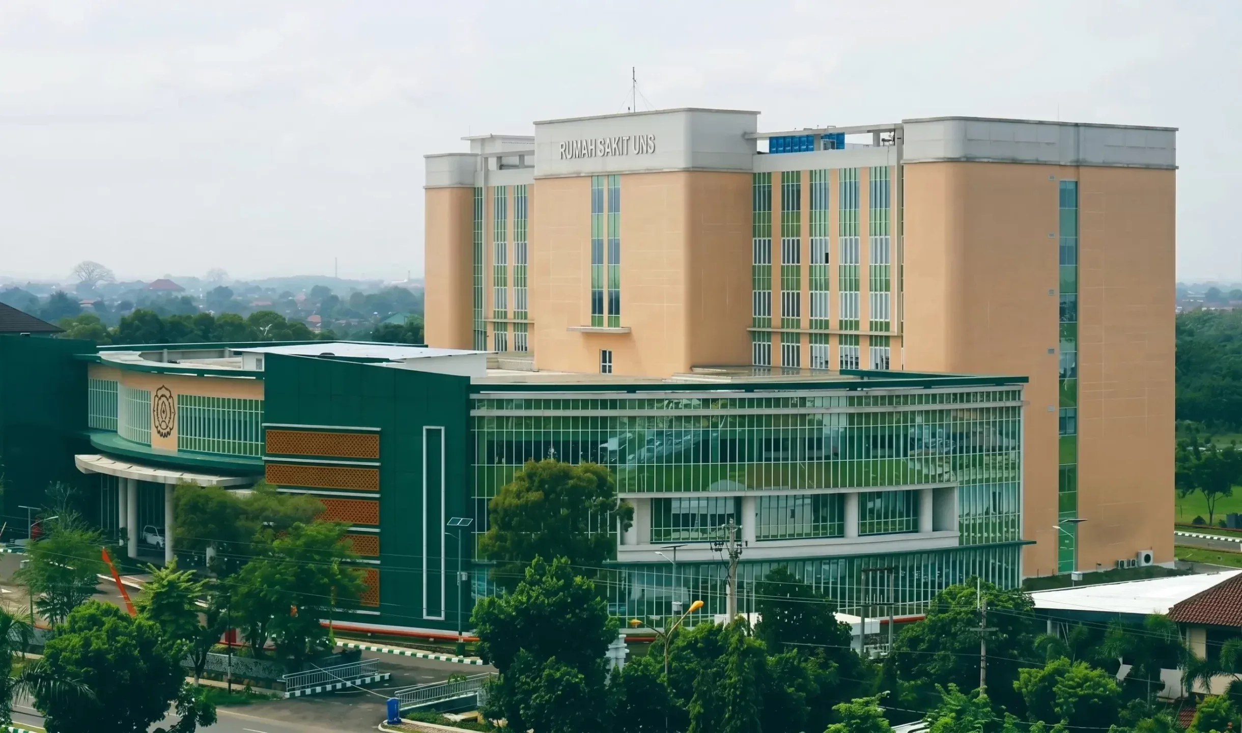 Gedung RS Universitas Sebelas Maret (UNS) Solo